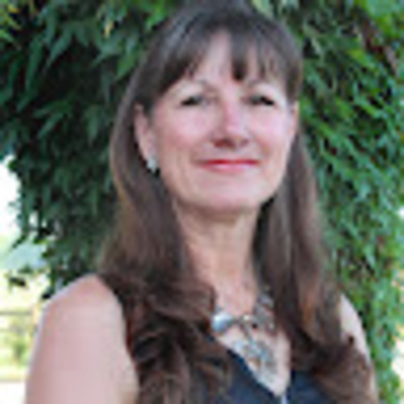 Meet your Posher, Raeanne - Picture 1 of 1